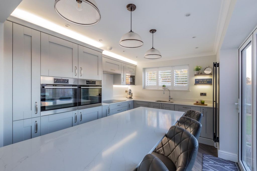 Property photo 1 of 20 69-29.Jpg