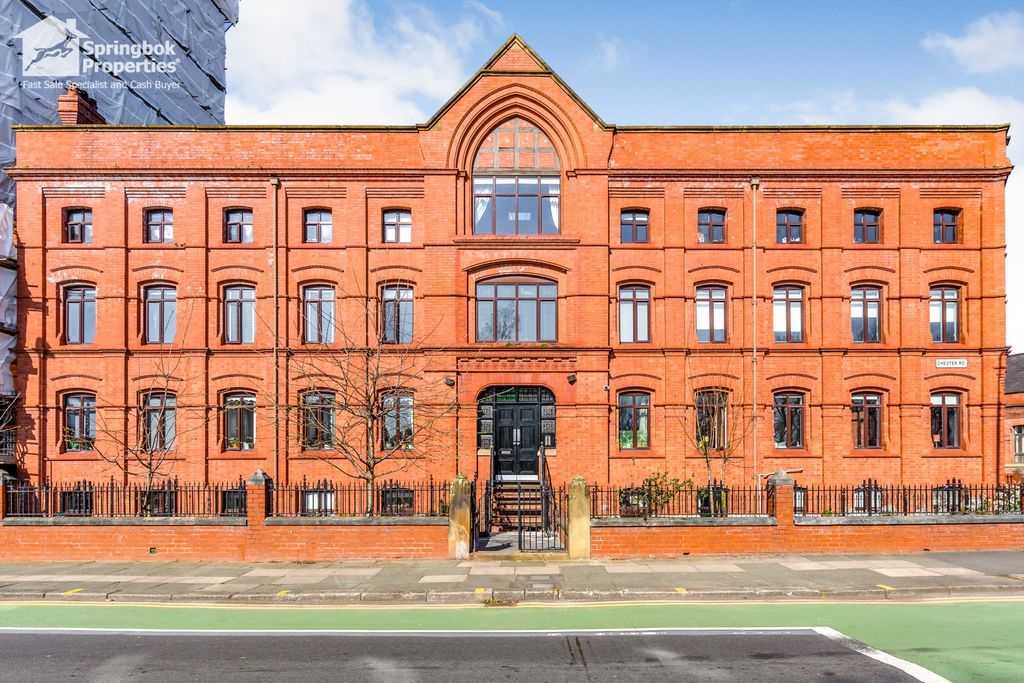 Property photo 1 of 17 Front View