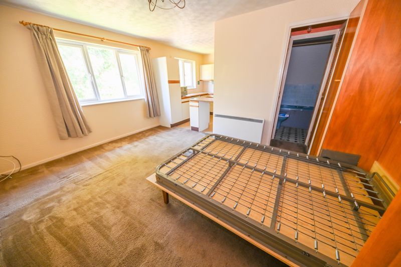 Property photo 2 of 12 Photo 9