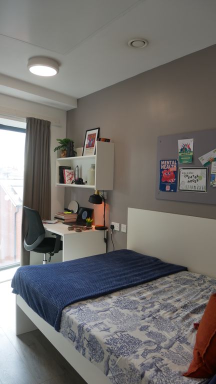 Property photo 2 of 9