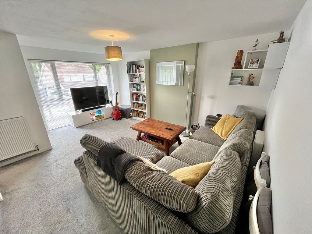 Property photo 2 of 16