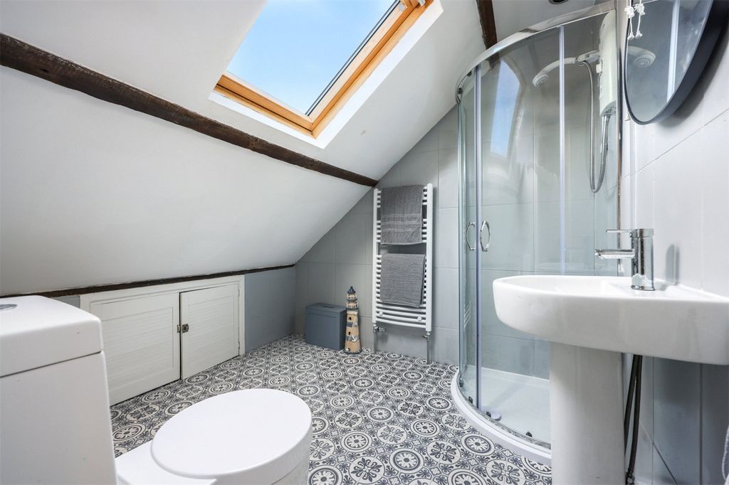 Property photo 3 of 13 Picture No. 33