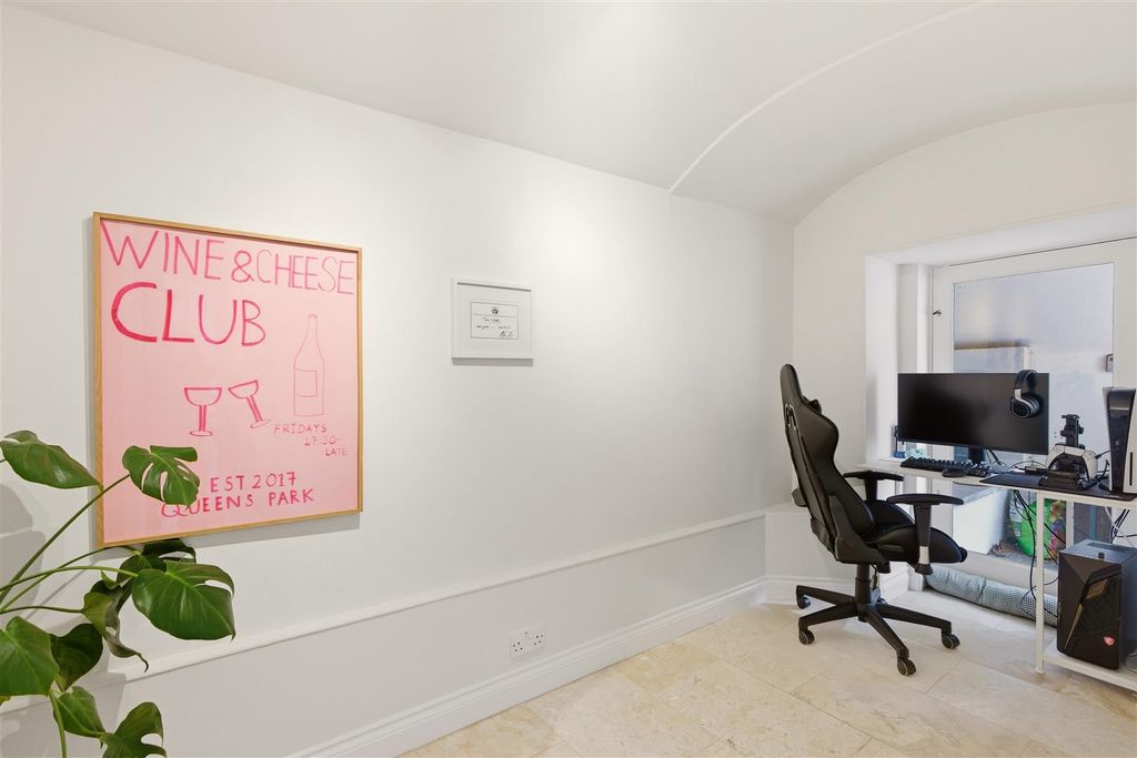 Additional image 12 of 2 bed flat for sale4 Bertie Terrace, Warwick Place, Leamington Spa CV32