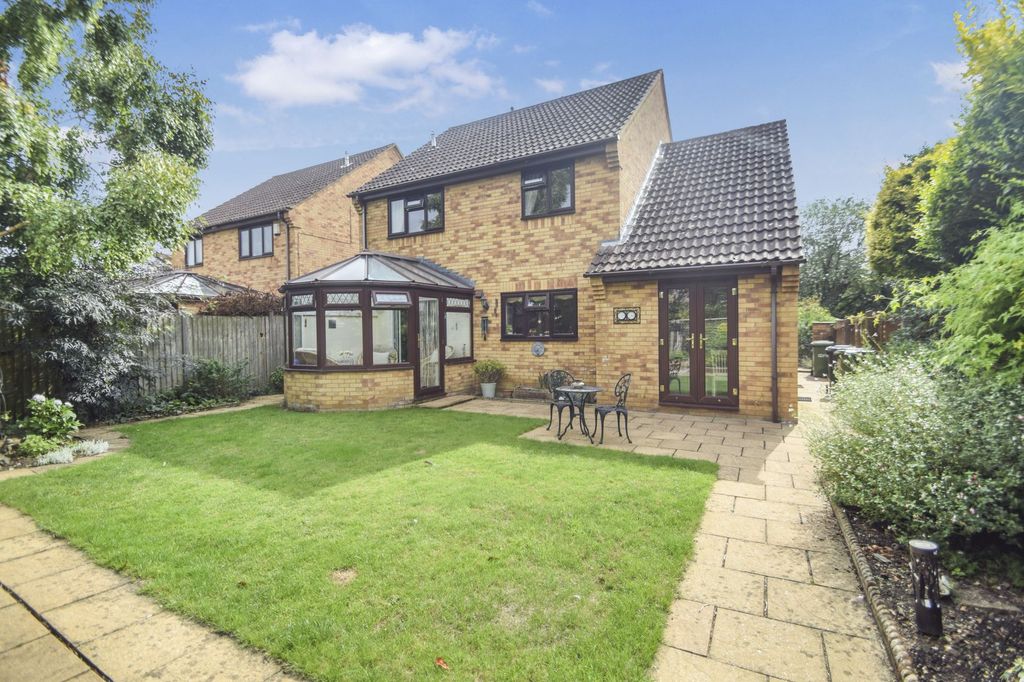 Property photo 2 of 18