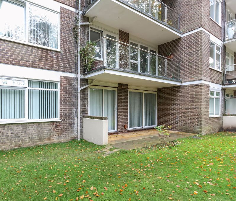 Property photo 2 of 12