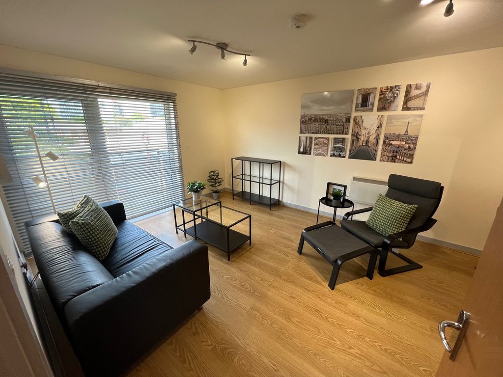 Property photo 2 of 7