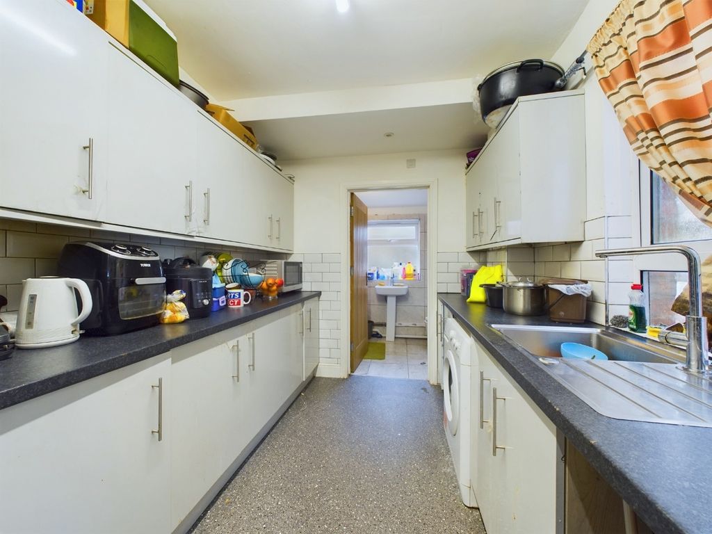 Property photo 2 of 11 Media Image 01