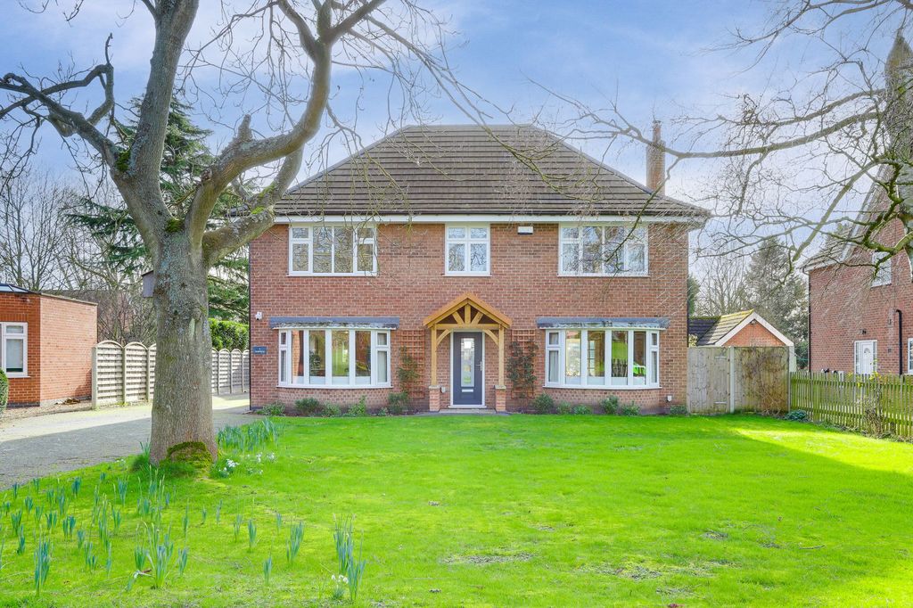 Property photo 1 of 52