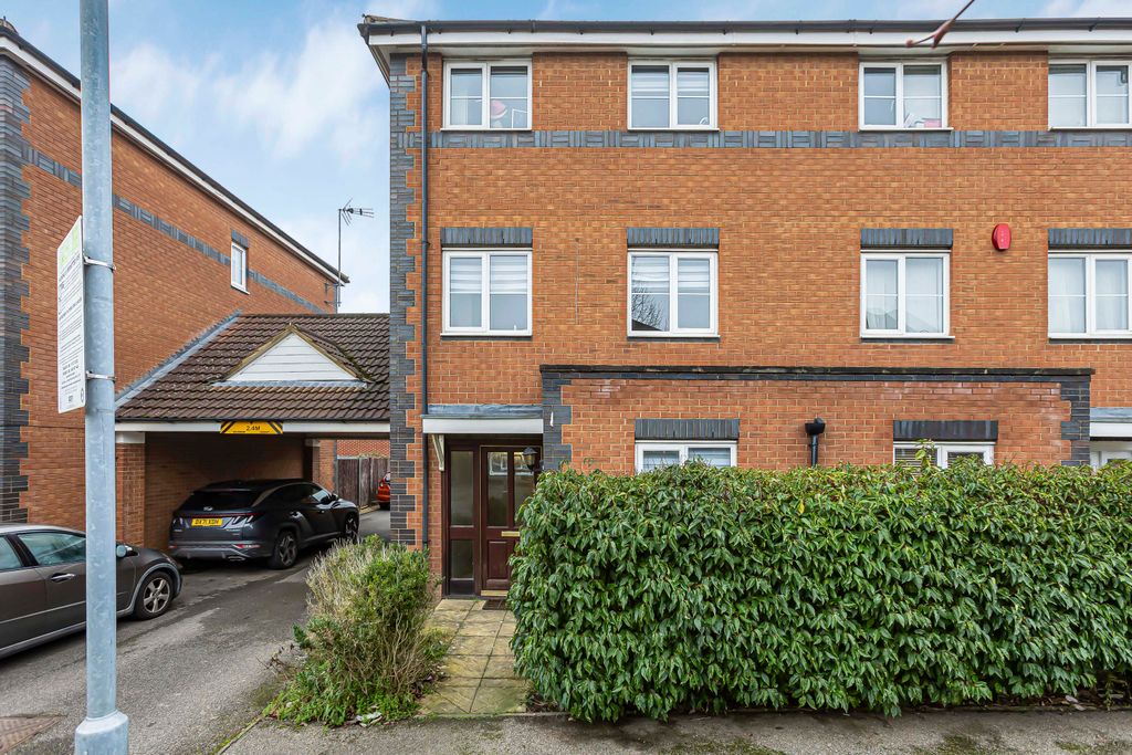 Property photo 1 of 11 Front External