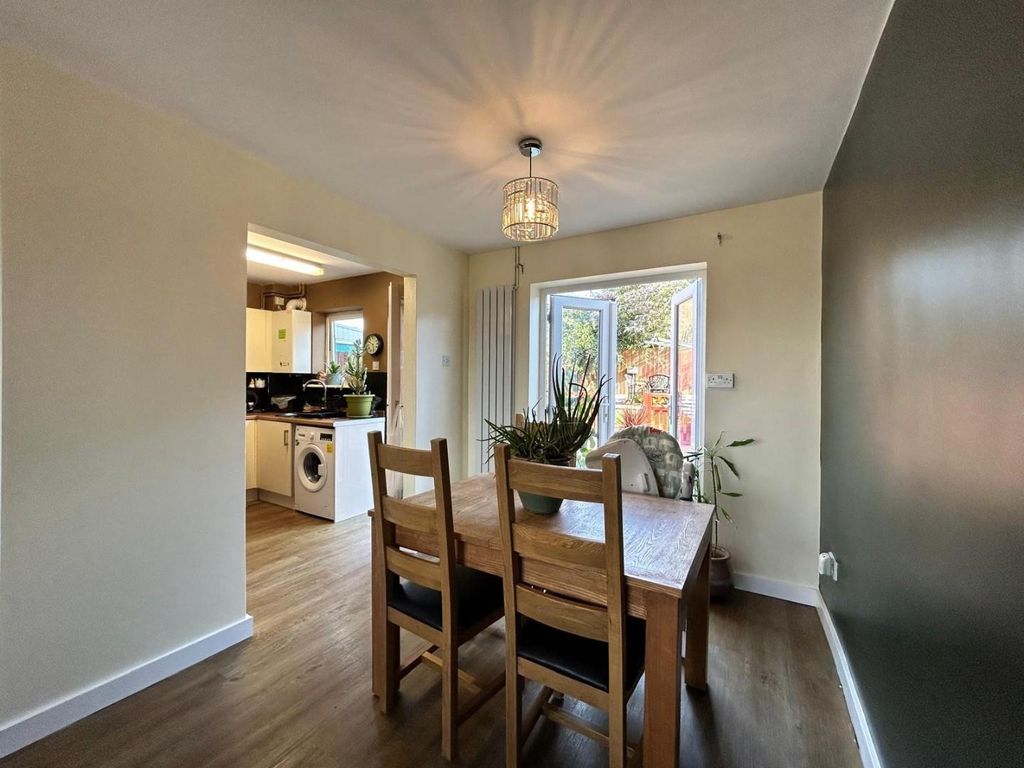 Property photo 3 of 14 7.Jpg