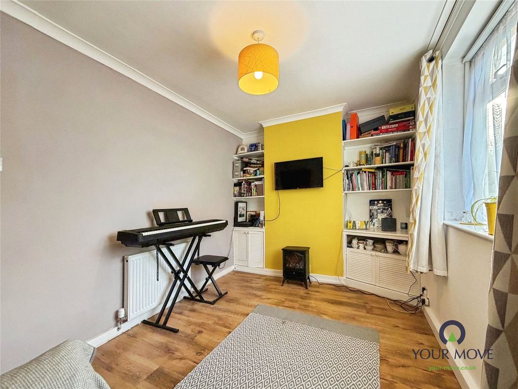 Property photo 3 of 16 Picture No. 04