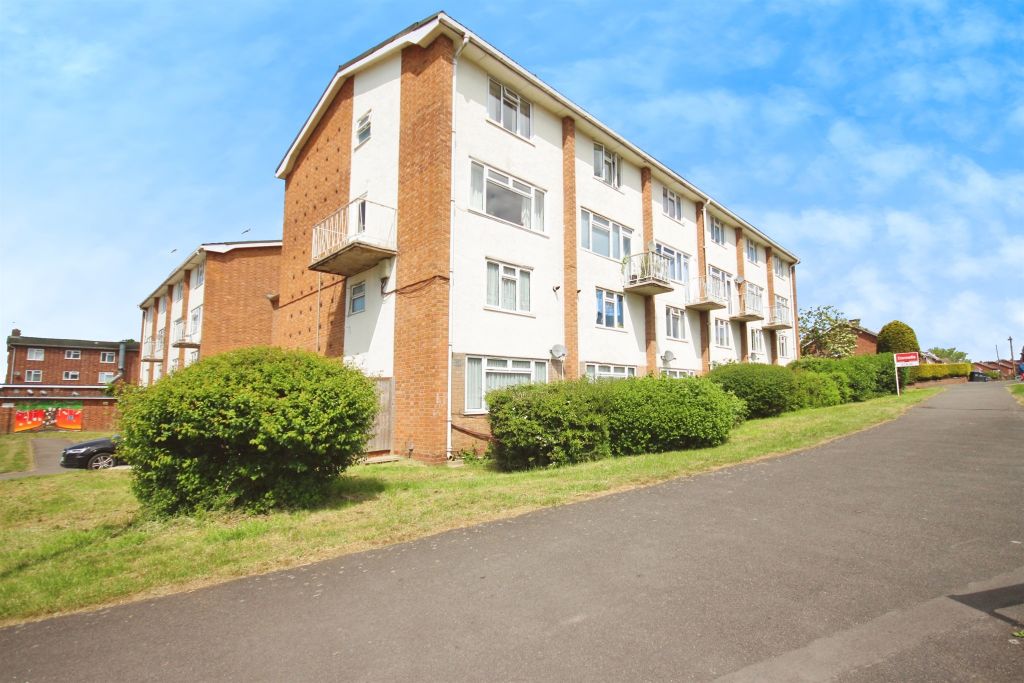 Property photo 1 of 12