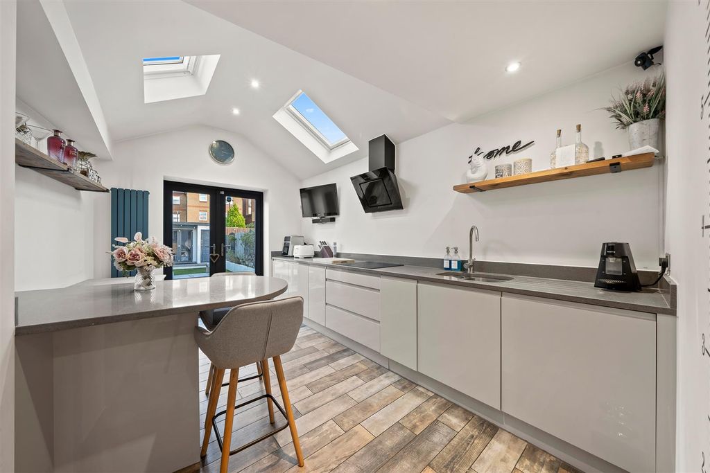 Property photo 2 of 22 Dsc03232.Jpg