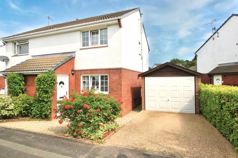 Property photo 1 of 13 Front External