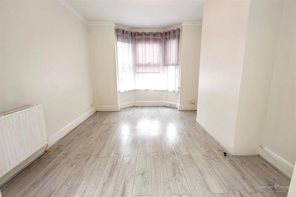Property photo 3 of 14 Living Room