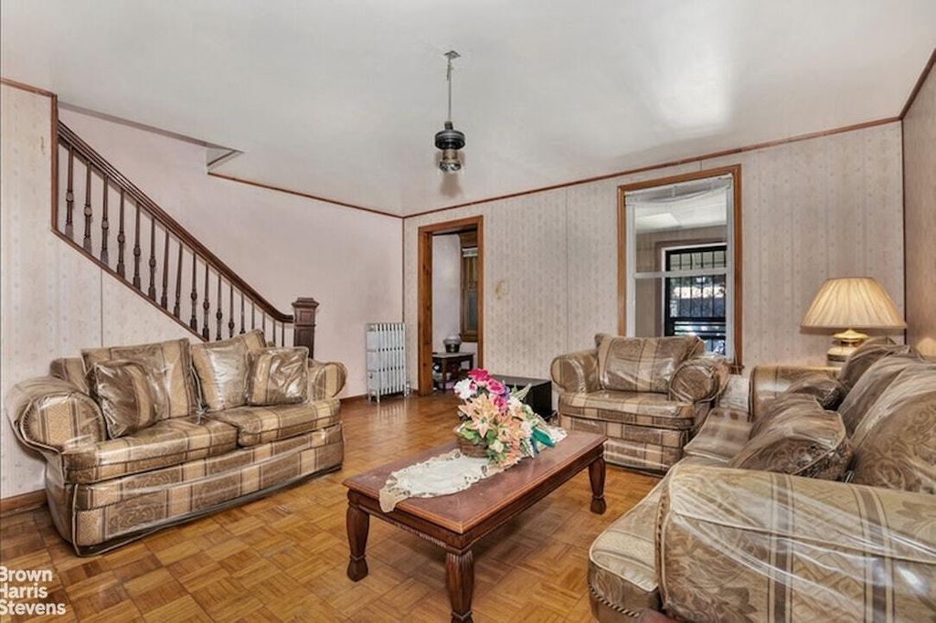 Property photo 2 of 8 <Alttext/>