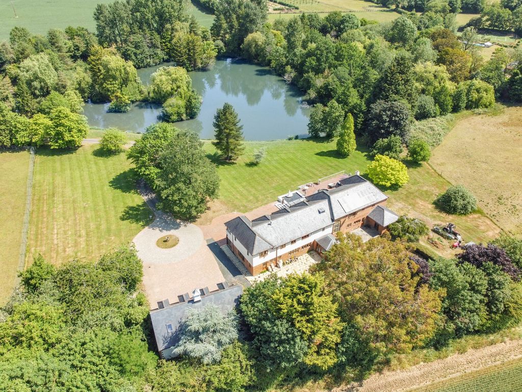 Property photo 1 of 46