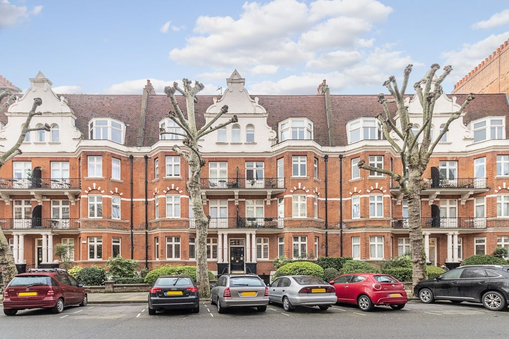 Property photo 3 of 15