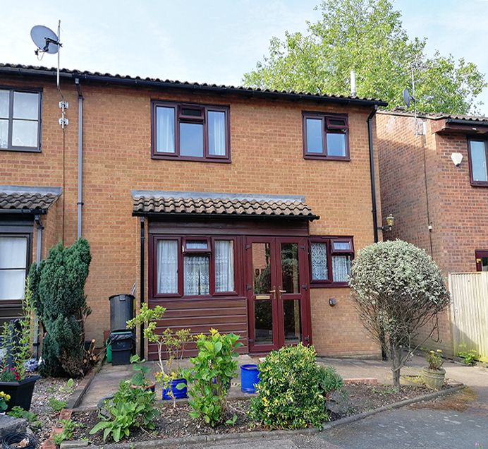 Property photo 3 of 8 Photo 2