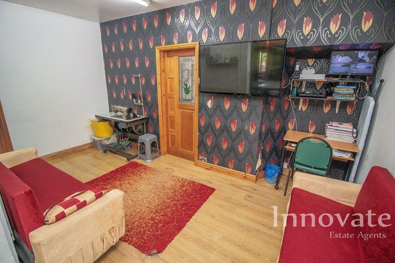 Property photo 3 of 11 Photo 3