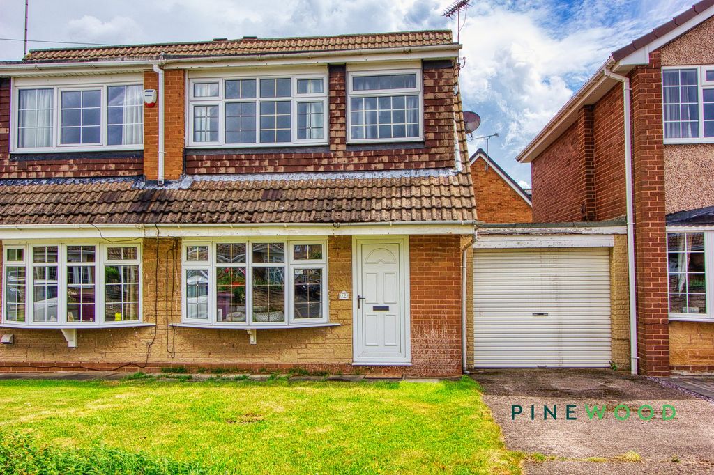 Property photo 1 of 20 Front