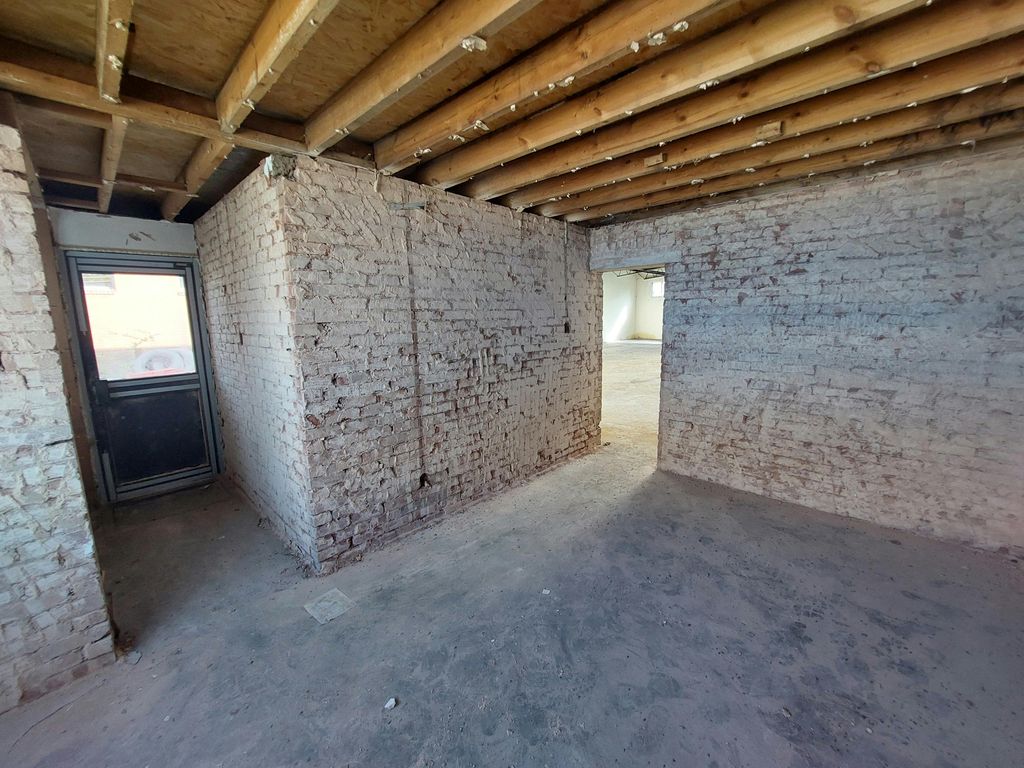 Property photo 3 of 3 1000006461.Jpg
