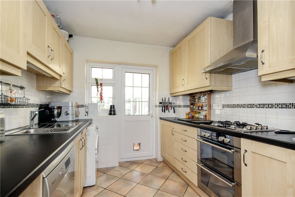 Property photo 2 of 5 Picture No. 09