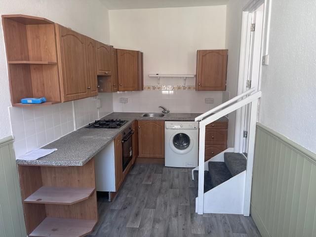 Property photo 3 of 6 Kitchen/Diner