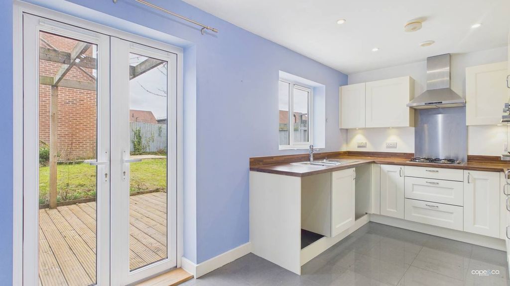 Property photo 3 of 22 4849826