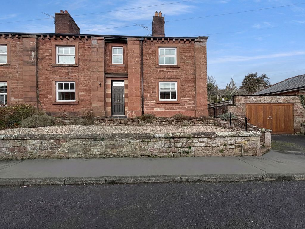 Property photo 1 of 40