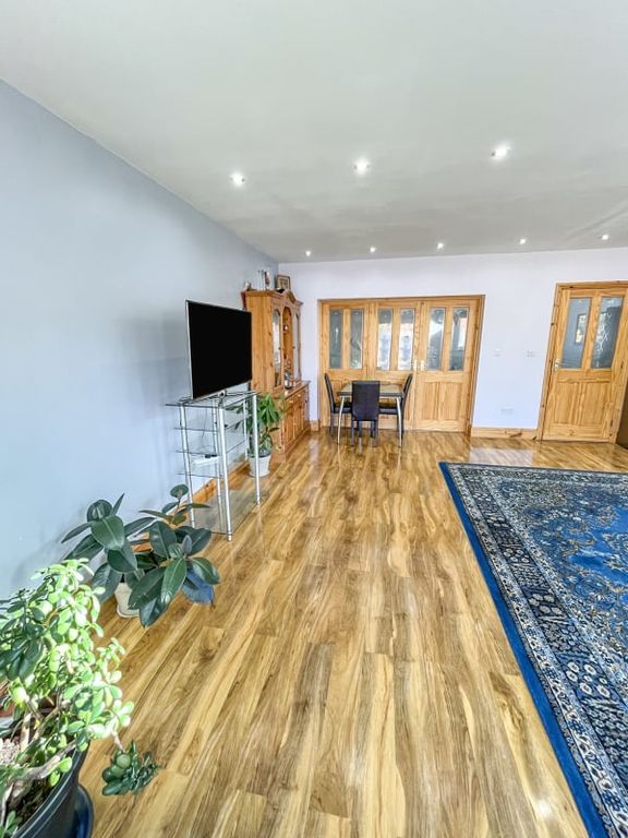 Property photo 1 of 29