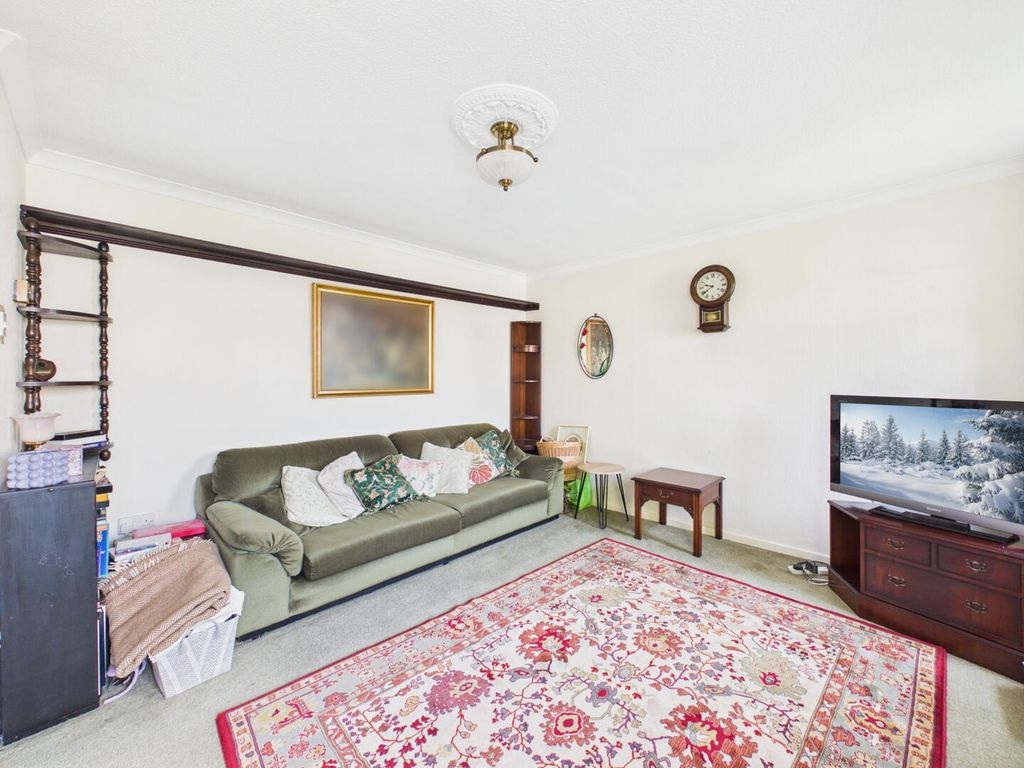 Property photo 3 of 12 Living Room