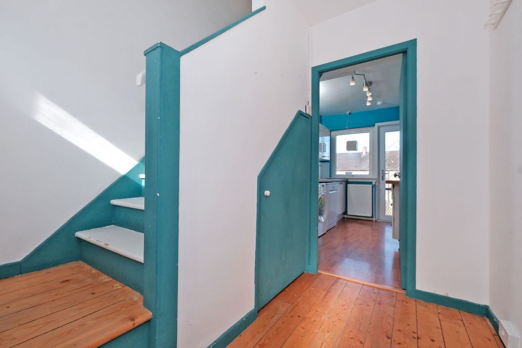 Property photo 3 of 22