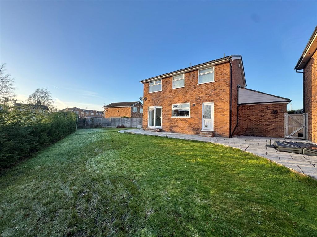 Property photo 2 of 16