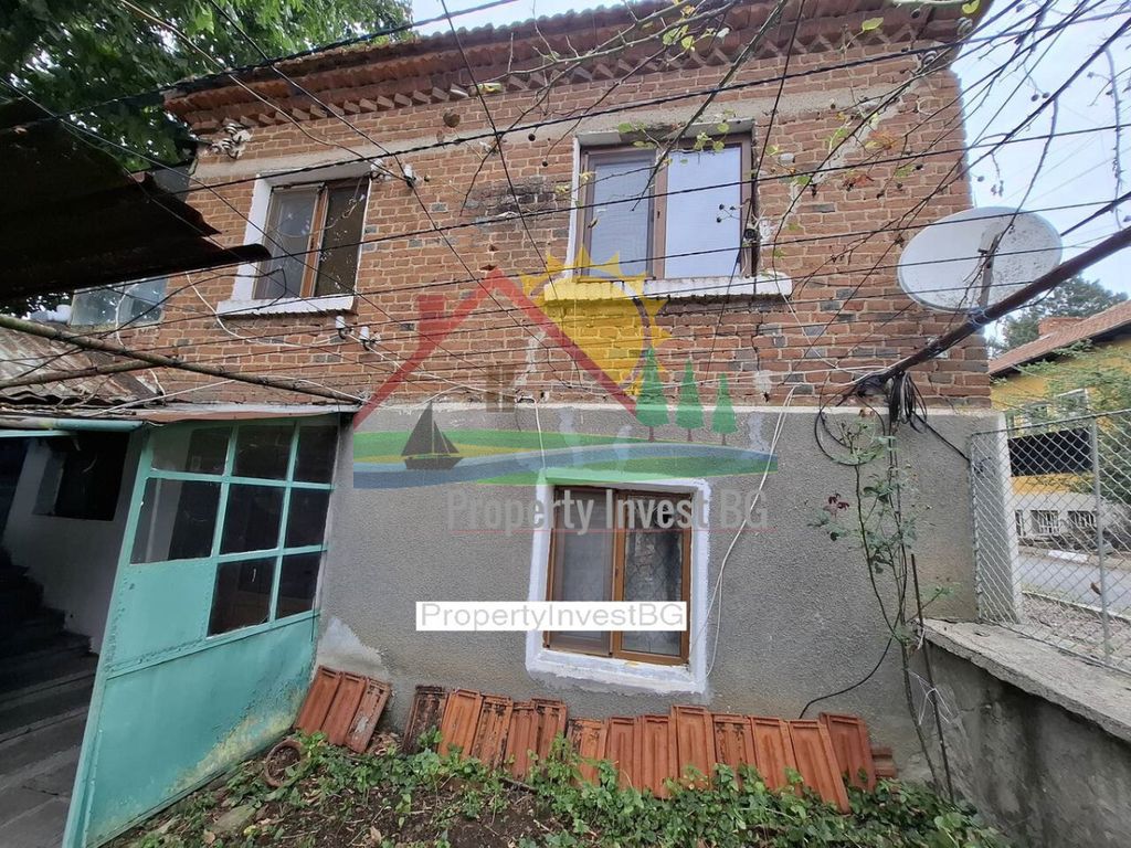 Property photo 1 of 5