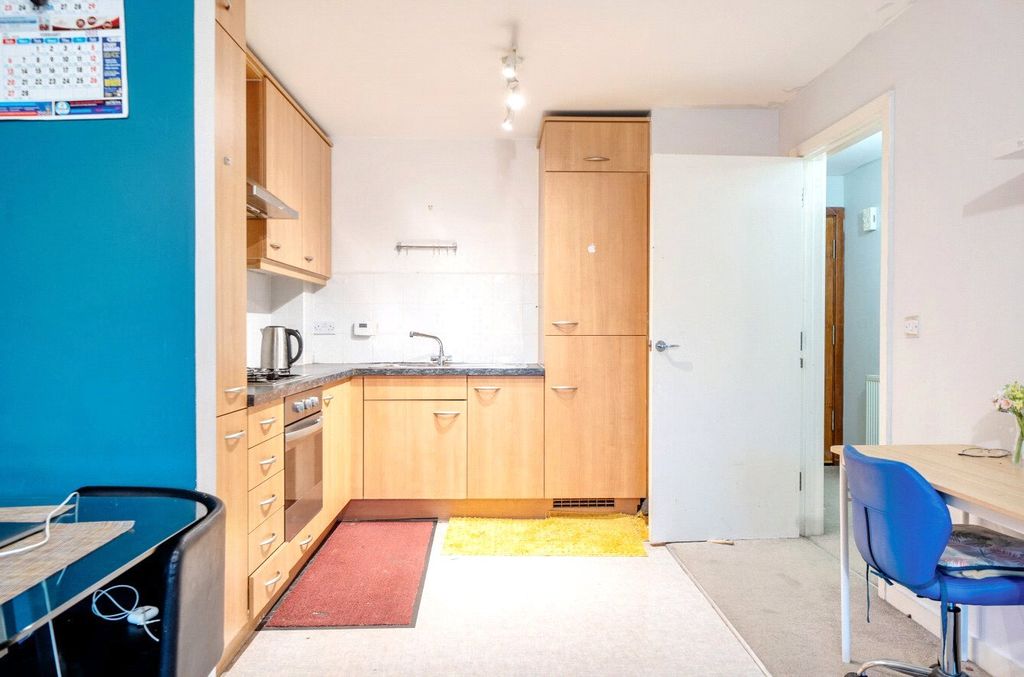 Property photo 3 of 10 Picture No. 05