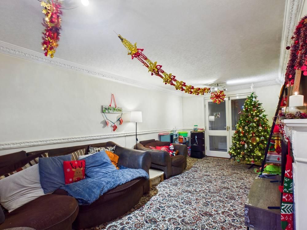 Property photo 2 of 15 Living Room