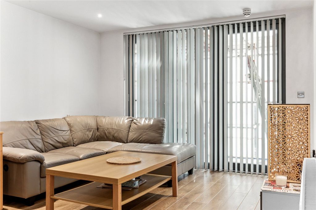 Property photo 3 of 30 Picture No. 46