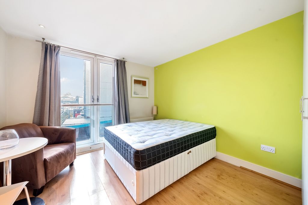 Property photo 3 of 11 1169764 (6)