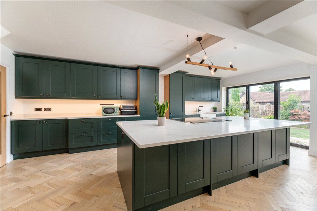 Property photo 3 of 23 Dining Kitchen