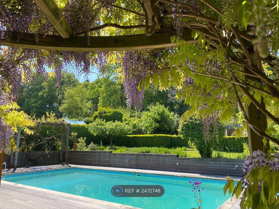 Property photo 1 of 33