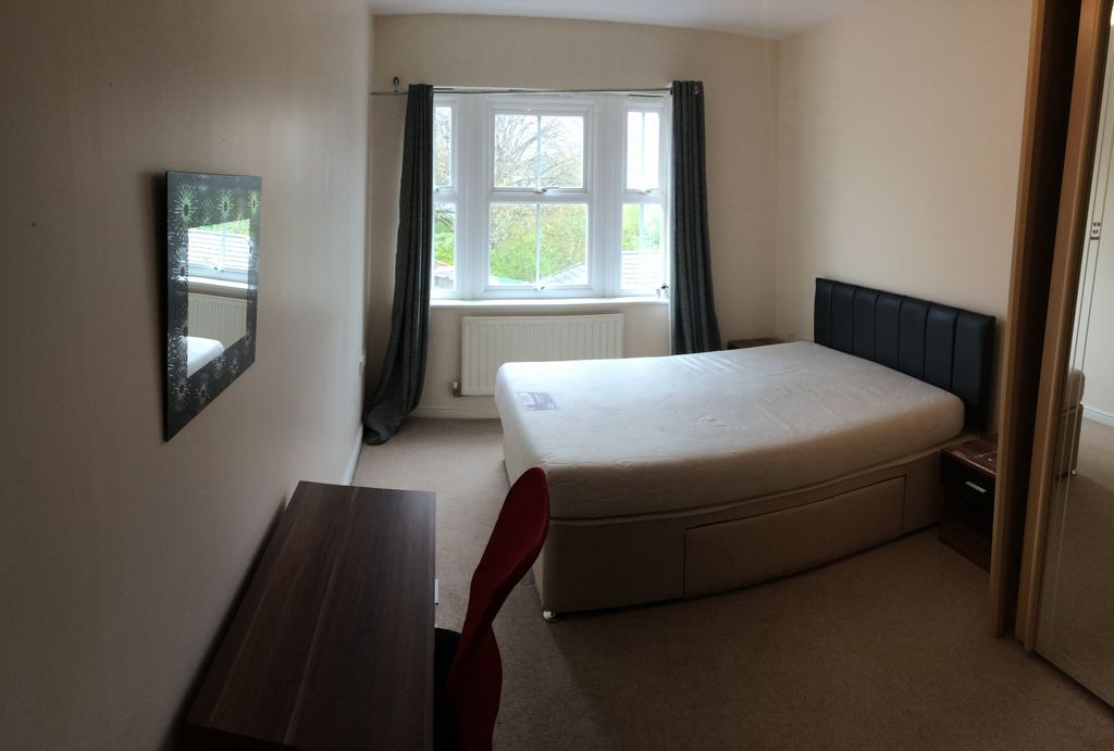 Property photo 2 of 5 Room