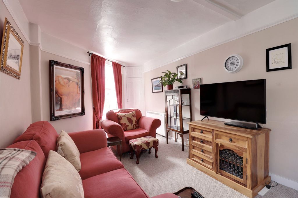Property photo 3 of 12 Picture No. 03