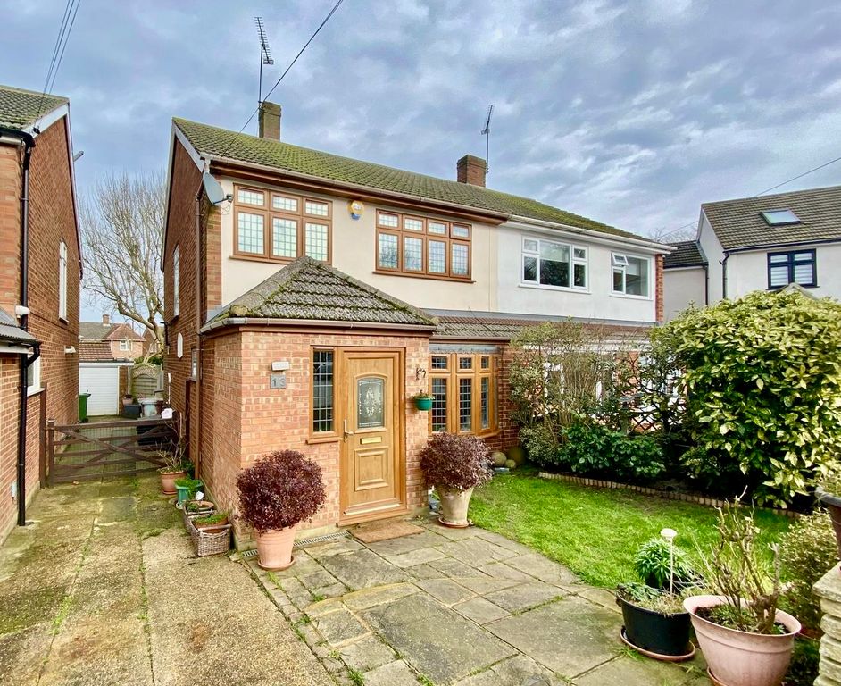 Property photo 2 of 18