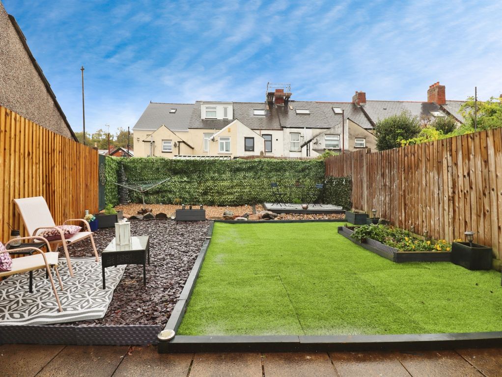 Property photo 2 of 16