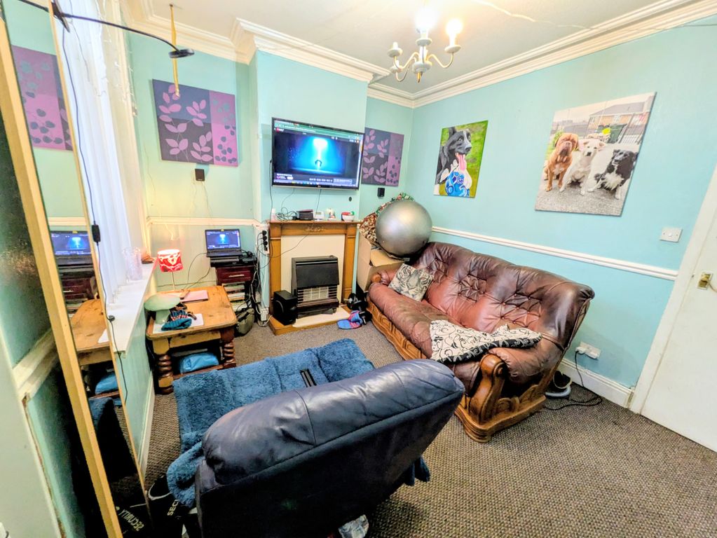 Property photo 2 of 11 1000031149