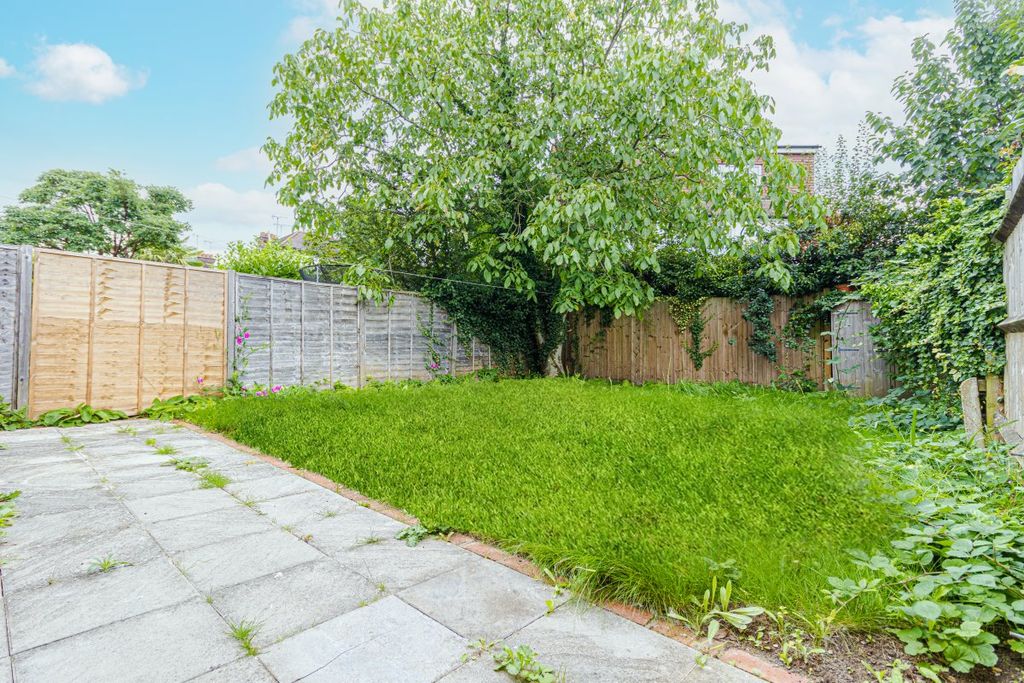 Property photo 3 of 21