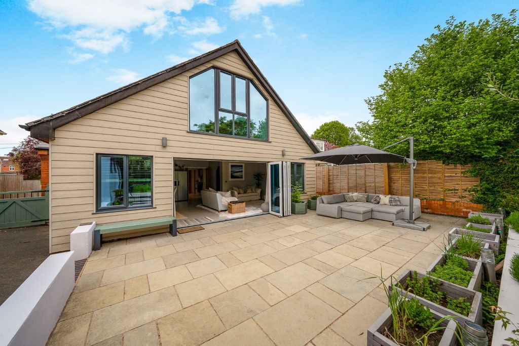 Property photo 3 of 37 5073817