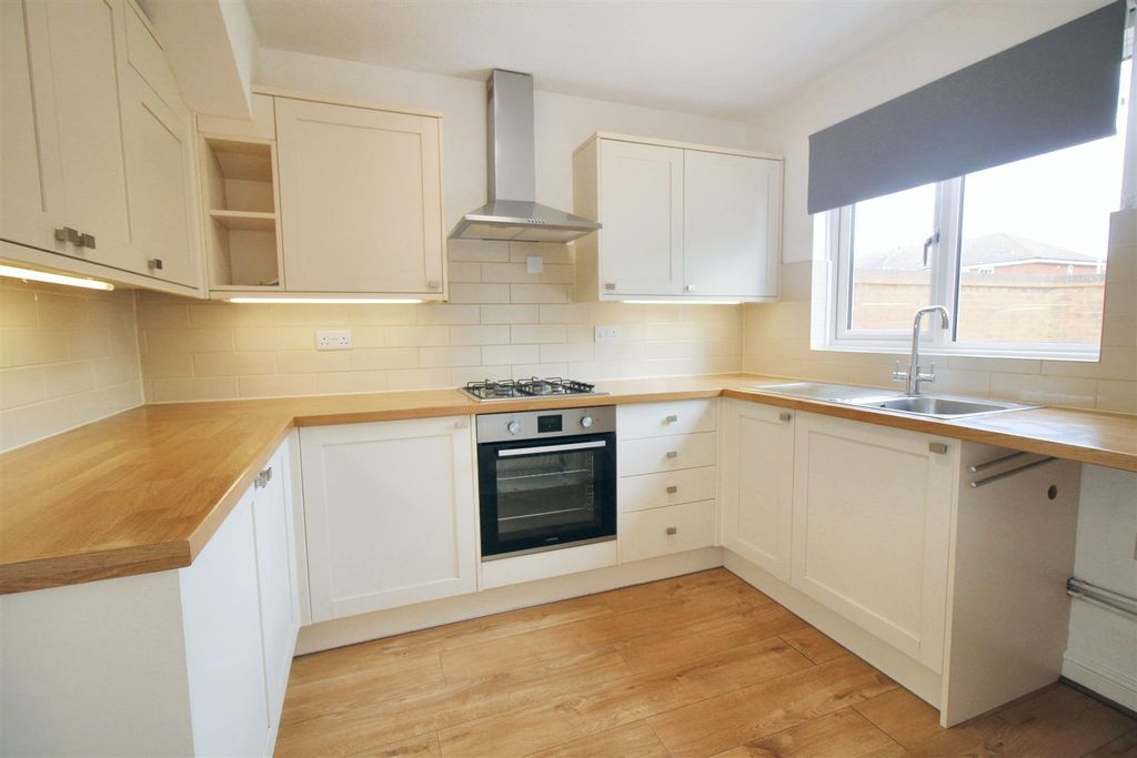 Property photo 2 of 12 Img_2969.Jpg