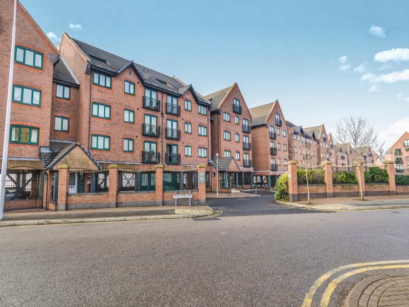 Property photo 2 of 2 South Ferry Quay Exterior 2024.Jpg